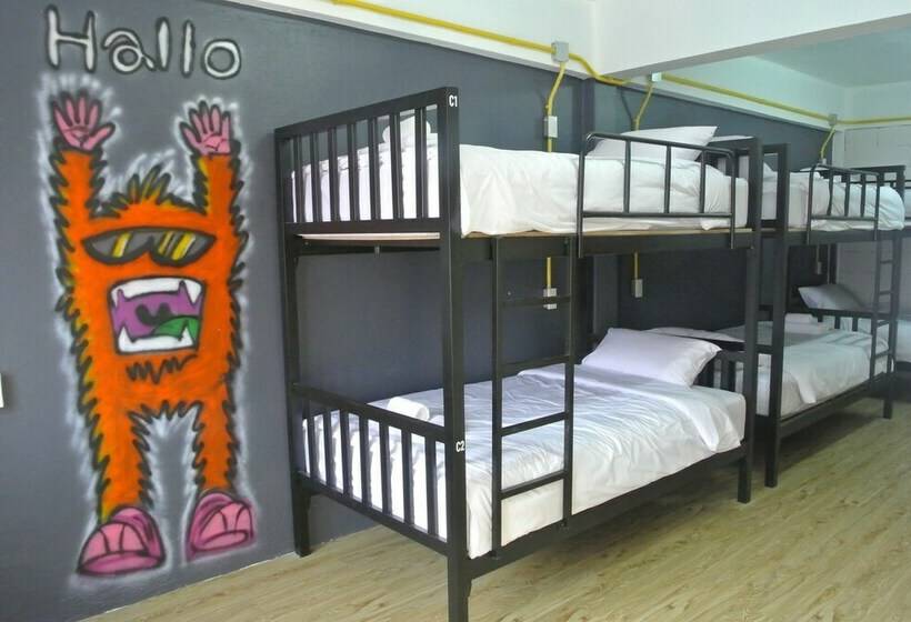 共用房间的床, Norn Nung Len Cafe & Hostel