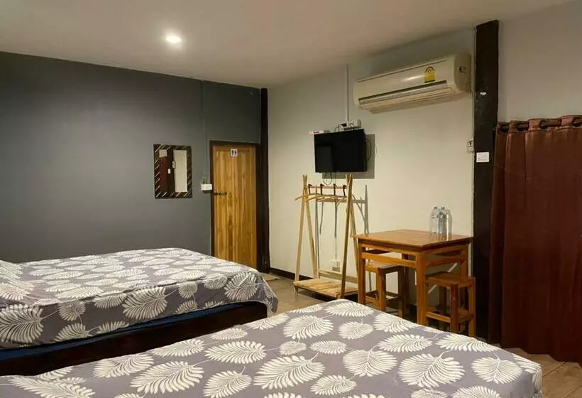 スタンダードルーム, Chiang Dao Hostel