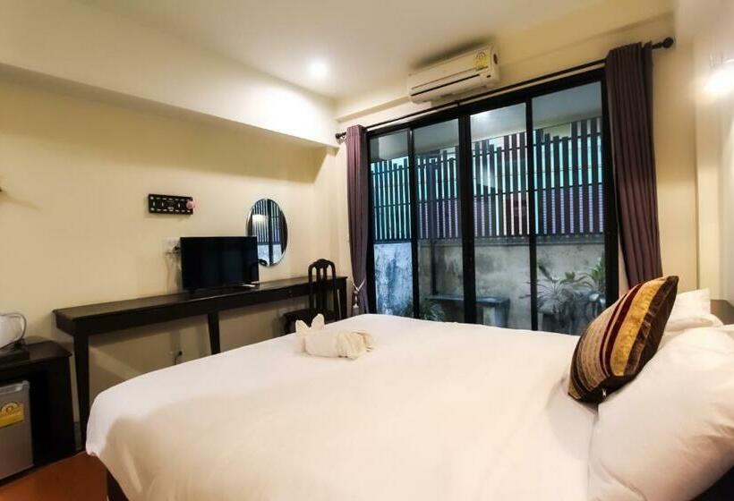 스탠다드 룸, Baan Pordeedin