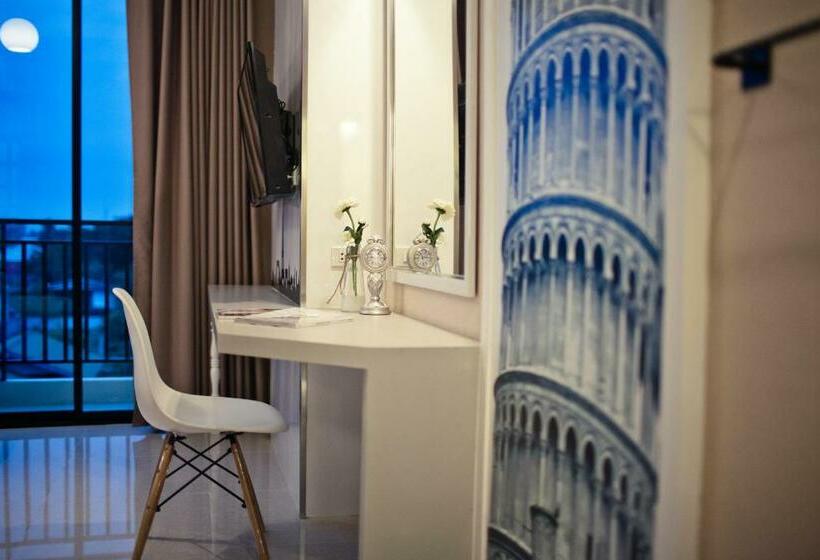 חדר סטנדרט, The Proud