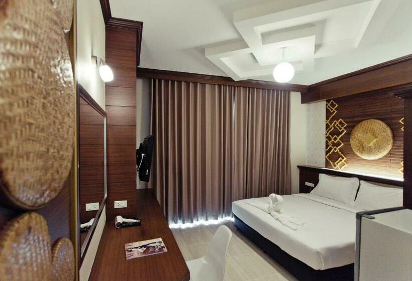 חדר סטנדרט יחיד, The Proud