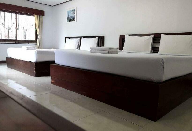 スタンダード４人部屋, โรงแรมฟ้าพราวฝน Fah Proud Fon