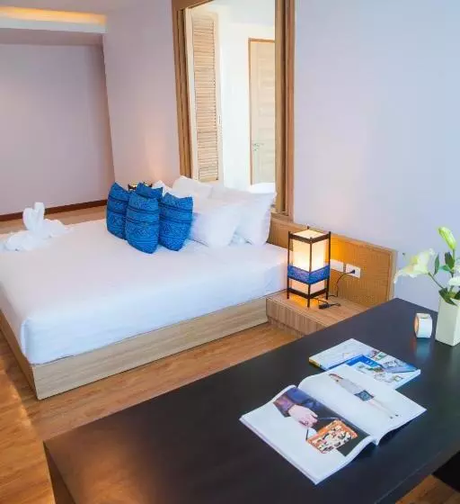 سوئیت با چشم‌انداز, Grand Vista Hotel Chiangrai Sha Extra Plus