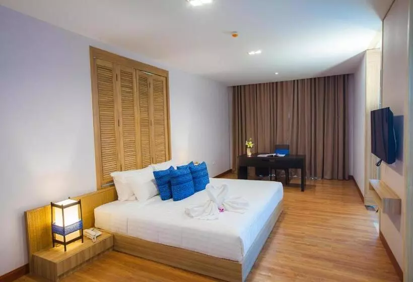 سوئیت با چشم‌انداز, Grand Vista Hotel Chiangrai Sha Extra Plus