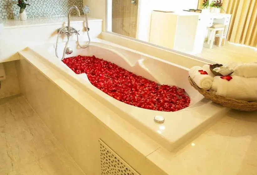 اتاق خانوادگی, Hula Hula Resort L Truly Tropical And Fun Wellness