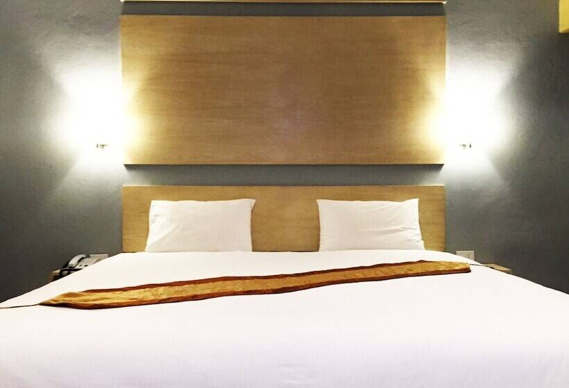 标准间, Nh Elegant