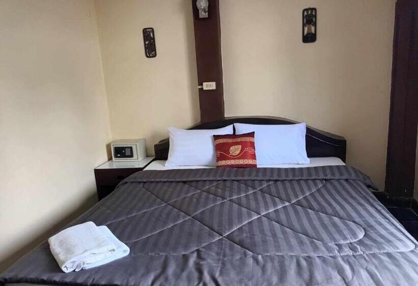 스탠다드 룸, Patong Rose Guest House 50m To Beach