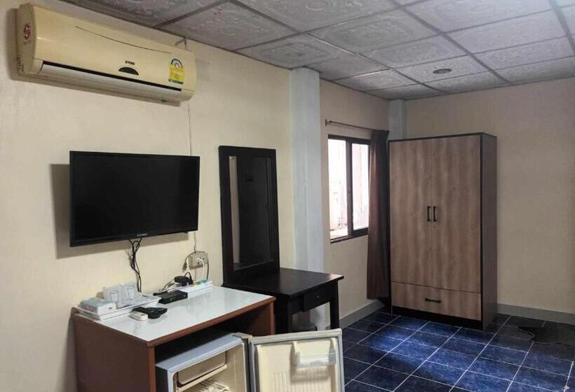 디럭스 룸, Patong Rose Guest House 50m To Beach