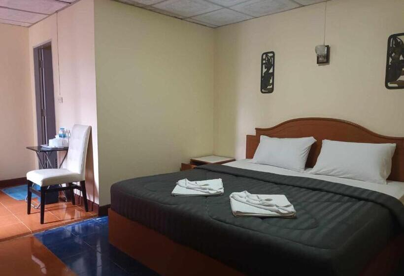 Номер Deluxe, Patong Rose Guest House 50m To Beach