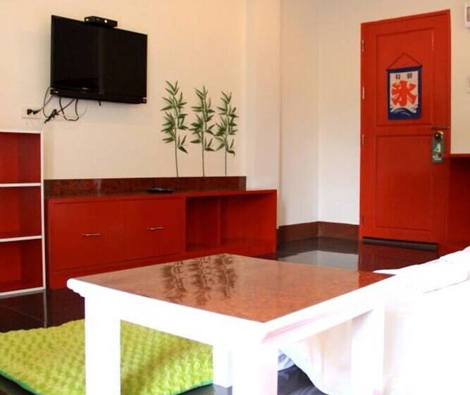 חדר דלוקס, The Cottage Lampang