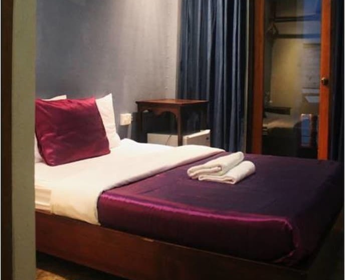 غرفة قياسية, The North