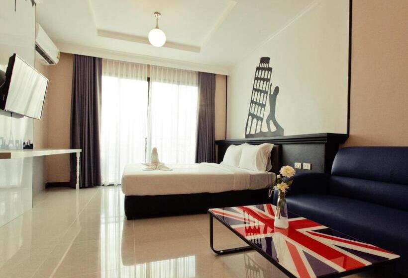 חדר דלוקס, The Proud