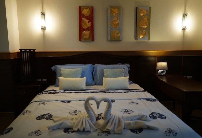 חדר אקזקיוטיב, The Sita Princess