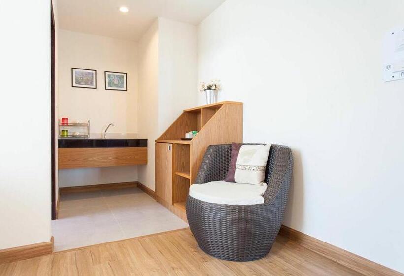 חדר אקזקיוטיב, The Sita Princess