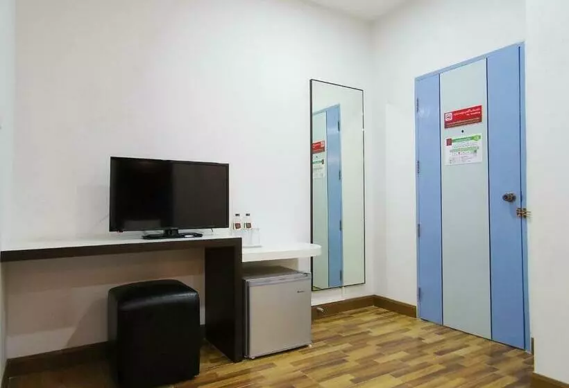 اتاق لوکس با بالکن, The Sr Residence Lampang