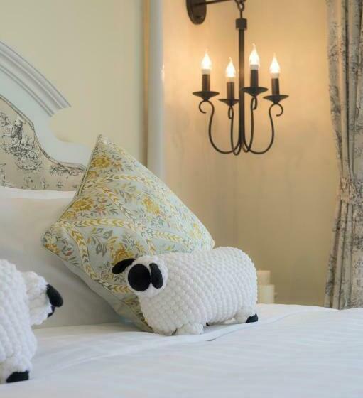 סוויטה, U Khao Yai