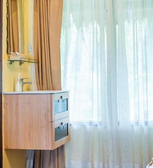 Standart Bungalov, Pawapi Beach Resort Koh Mook