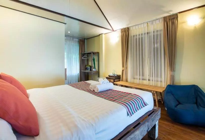 オーシャンビューのスタンダードバンガロー, Pawapi Beach Resort Koh Mook