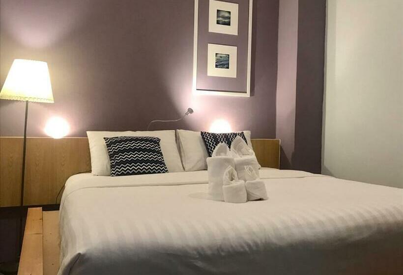 Habitació Superior, Pakta Phuket