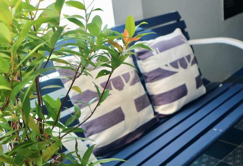 Habitació Superior, Pakta Phuket