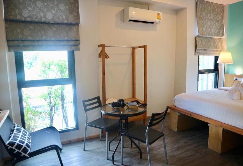 Habitació Deluxe Vista Ciutat, Pakta Phuket