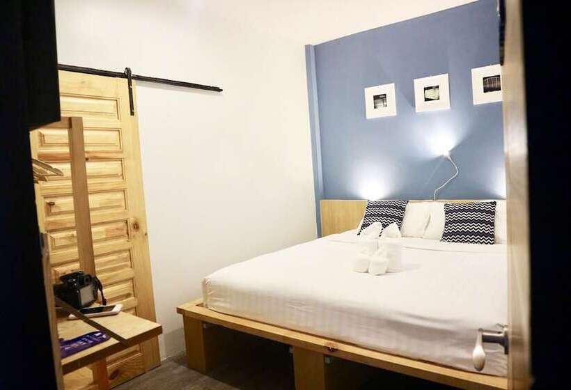 Habitació Superior, Pakta Phuket