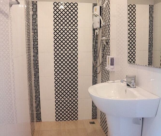 Habitació Superior, Pakta Phuket