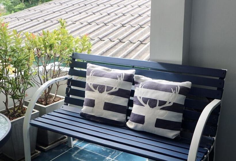 Habitació Superior, Pakta Phuket