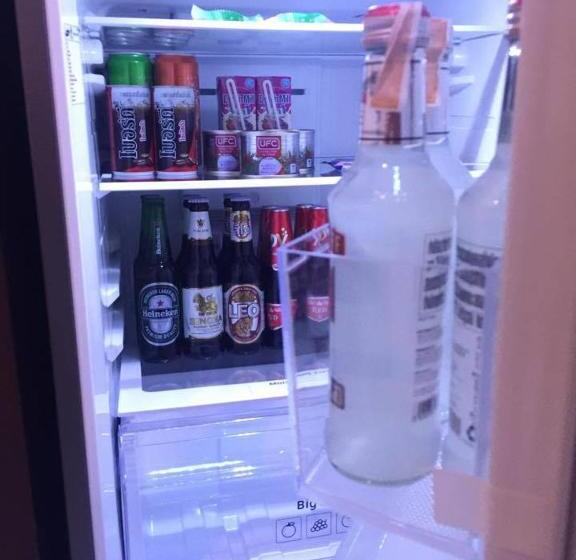 Люкс, บ้านเกื้อ เดอะ ลิฟวิ่ง