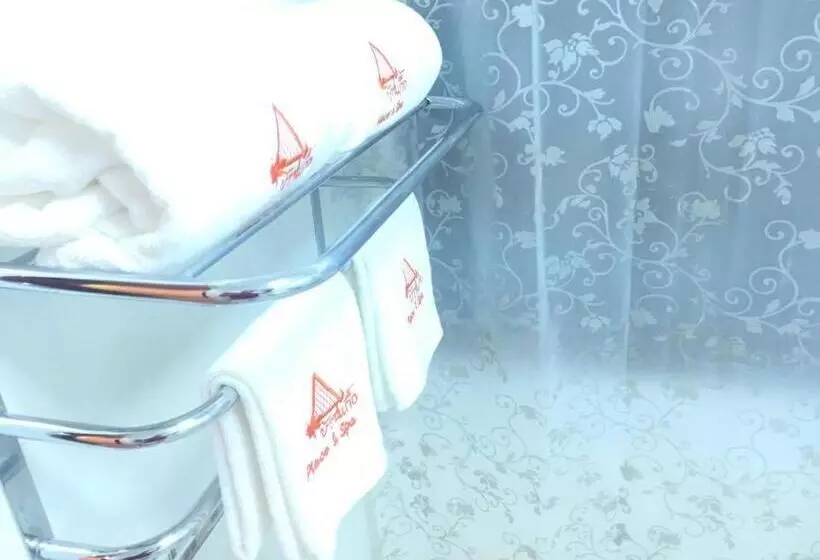 سوییت, บ้านเกื้อ เดอะ ลิฟวิ่ง