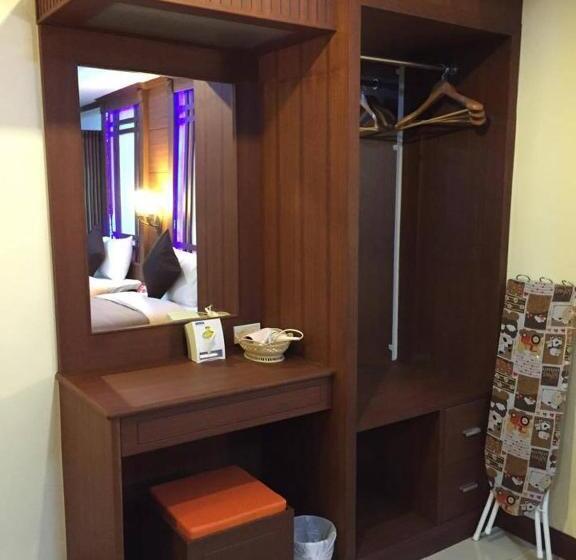 Полулюкс, บ้านเกื้อ เดอะ ลิฟวิ่ง