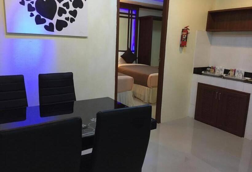 Люкс, บ้านเกื้อ เดอะ ลิฟวิ่ง