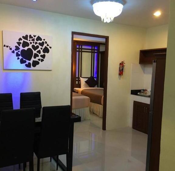 Люкс, บ้านเกื้อ เดอะ ลิฟวิ่ง