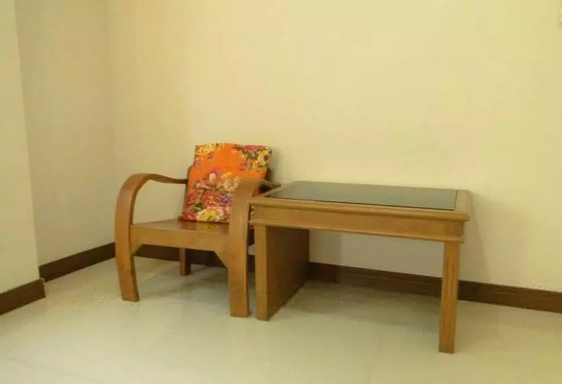 デラックスルーム, Klang Muang River Home