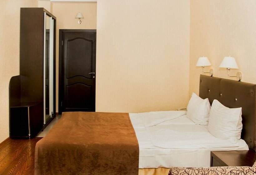 스탠다드 룸, Marianna