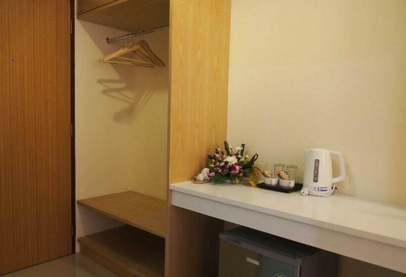 اتاق استاندارد, The Little Nest Phuket