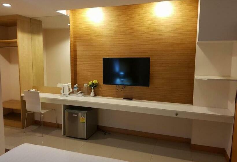 اتاق استاندارد با تخت بزرگ, The Little Nest Phuket