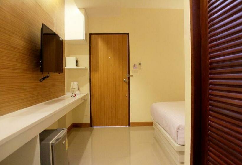 اتاق استاندارد با تخت بزرگ, The Little Nest Phuket