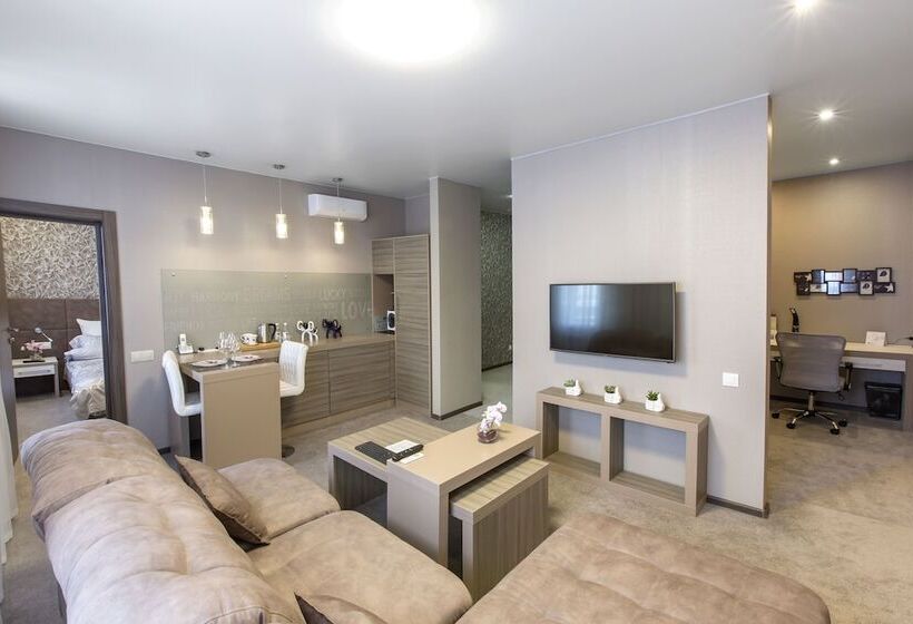 סוויטה אקזקיוטיב, Kamarooms Business Hotel & Spa