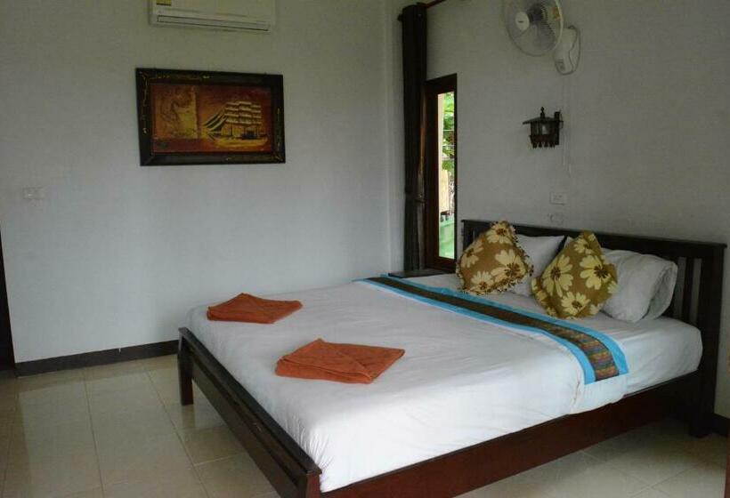 标准间, Lanta Family Resort