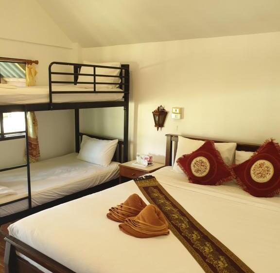 4인용 수피리어 룸, Lanta Family Resort