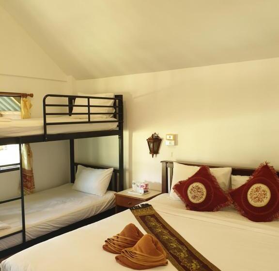 四人高级间, Lanta Family Resort