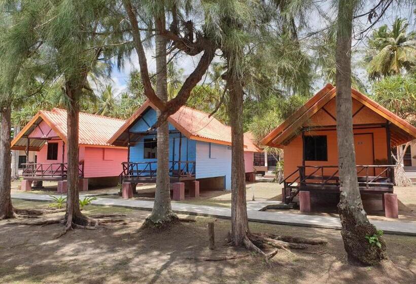 四人高级间, Lanta Family Resort