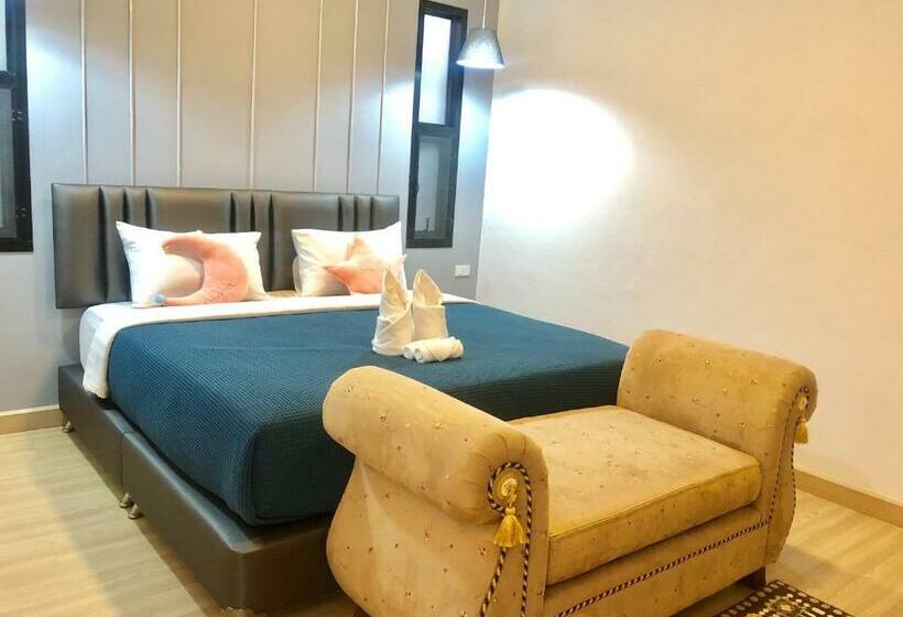 Номер Deluxe Кровать Кинг, La Riva Boutique