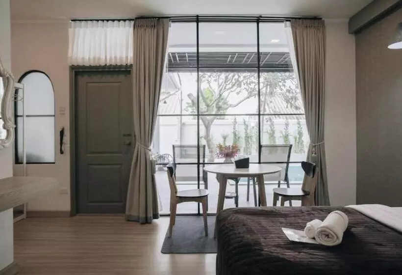 اتاق سوپریور, La Riva Boutique