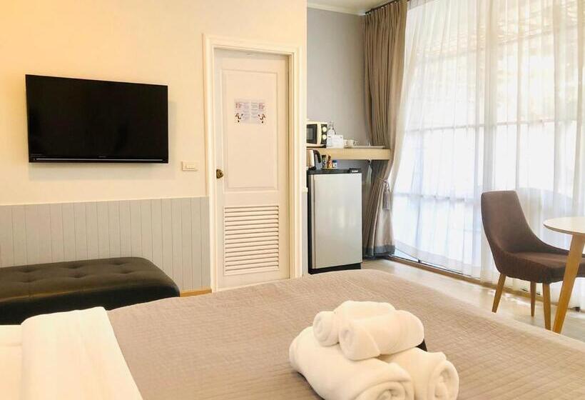 סוויטת ג'וניור, La Riva Boutique