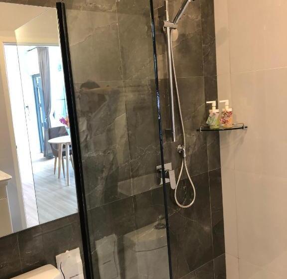 סוויטת ג'וניור, La Riva Boutique