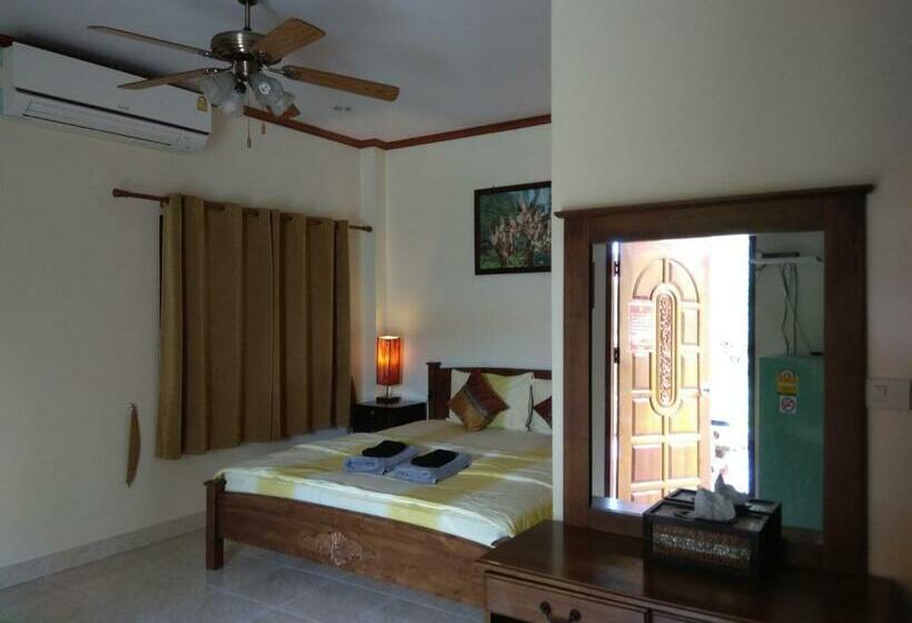 בקתה סטנדרטית, Stella Resort