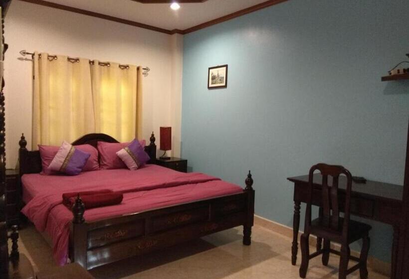 בקתה סטנדרטית, Stella Resort