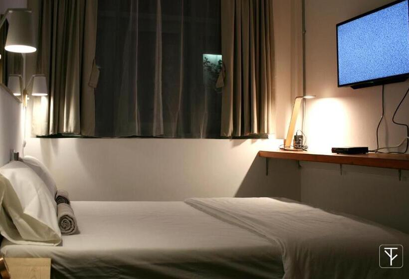 اتاق لوکس, T Boutique Hostel   Hua Lamphong